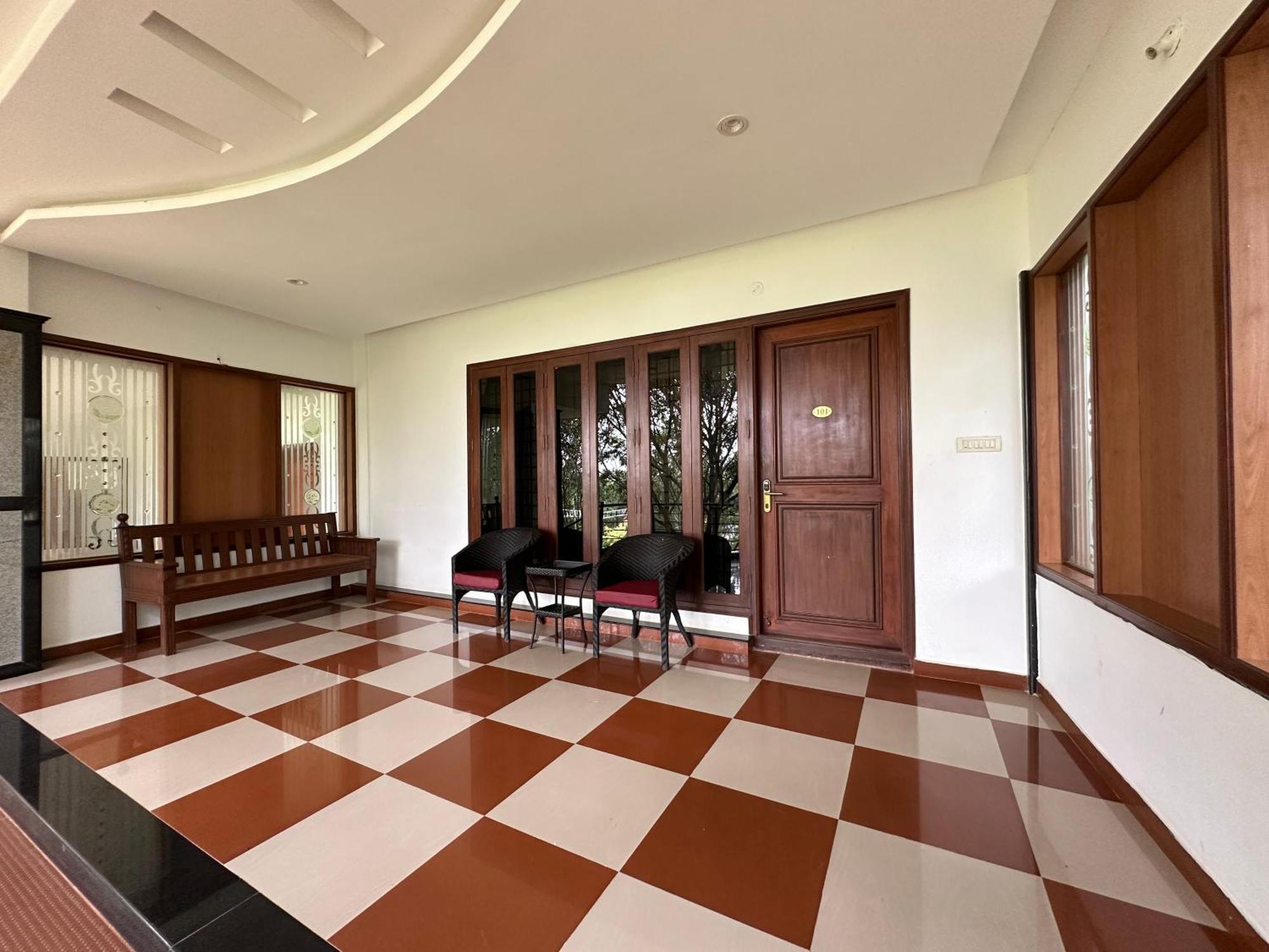 Holiday Valley Hotels And Resorts Denkanikottai Экстерьер фото